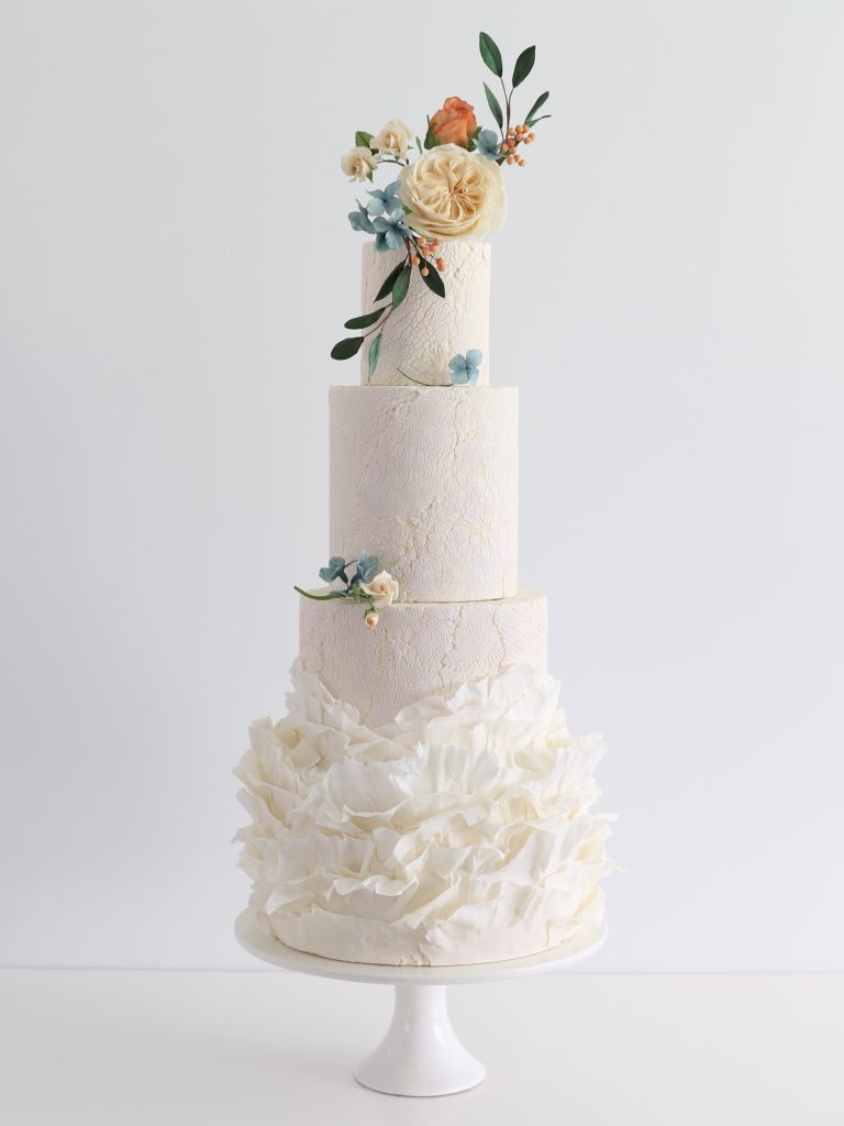 Natural Cracks and Waves Wedding Cake